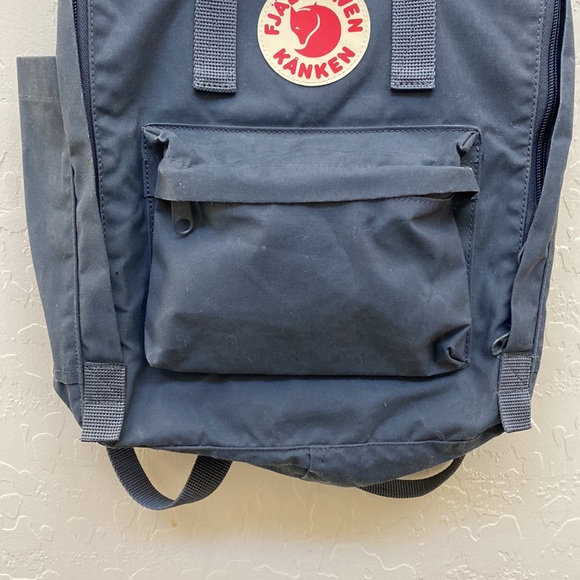 FJALLRAVEN KANKEN GRAPHITE GRAY FULL SIZE BACKPACK - Picture 3 of 10